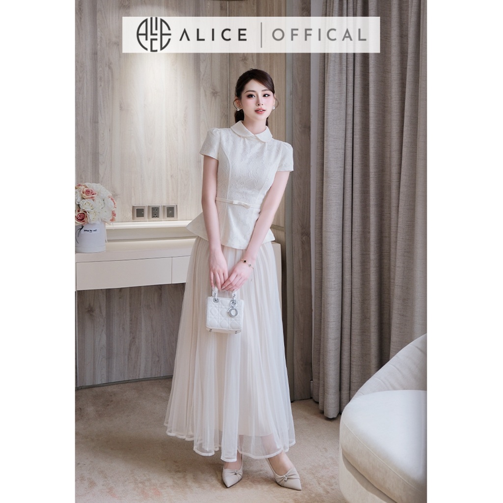 Set Váy Tiểu Thư Alice Áo Ren Dáng Peplum Cổ Sen Đai Eo Nơ Phối Chân Váy Lưới Xòe Maxi Cao Cấp S1082
