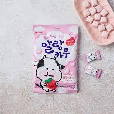 Kẹo Malangkau sữa bò Lotte vị sữa và vị dâu 79g
