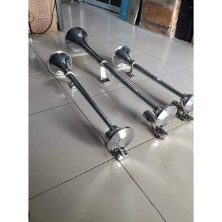 Còi hơi inox 70 phân và 1 mét điện áp dùng chung 12/24V. Còi dùng cho xe có bình hơi.D