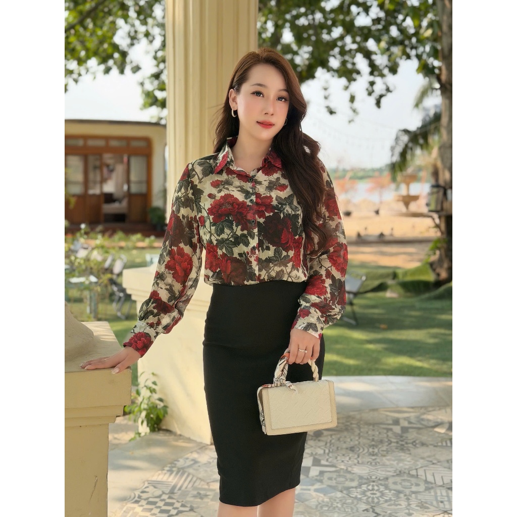 Áo Sơ Mi Chất Vải Voan Tơ Mỏng , Hoạ Tiếp Hoa Đỏ, Công Sở T&H  Mềm Mát -  A174