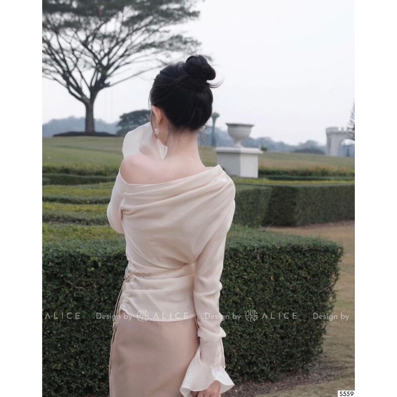 Set Váy Nữ Cao Cấp Alice Áo Lệch Vai Tay Loe Cổ Xếp Li Kèm Chân Váy Dáng Ôm Tôn Dáng Cho Nàng S559