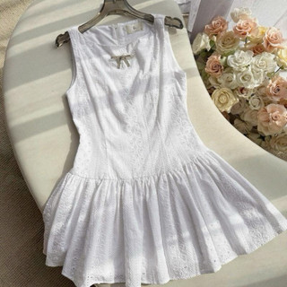 Đầm Ren Khánh An Thiết Kế Dập Ly Nhẹ Nhàng Họa Tiết Đính Nơ Đáng Yêu _Mã 25LI734