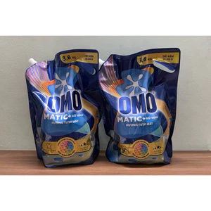 COM BO 2 Túi Nước giặt OMO MATIC CỬA TRƯỚC GIỮ MÀU 3,6 /2,1 KG