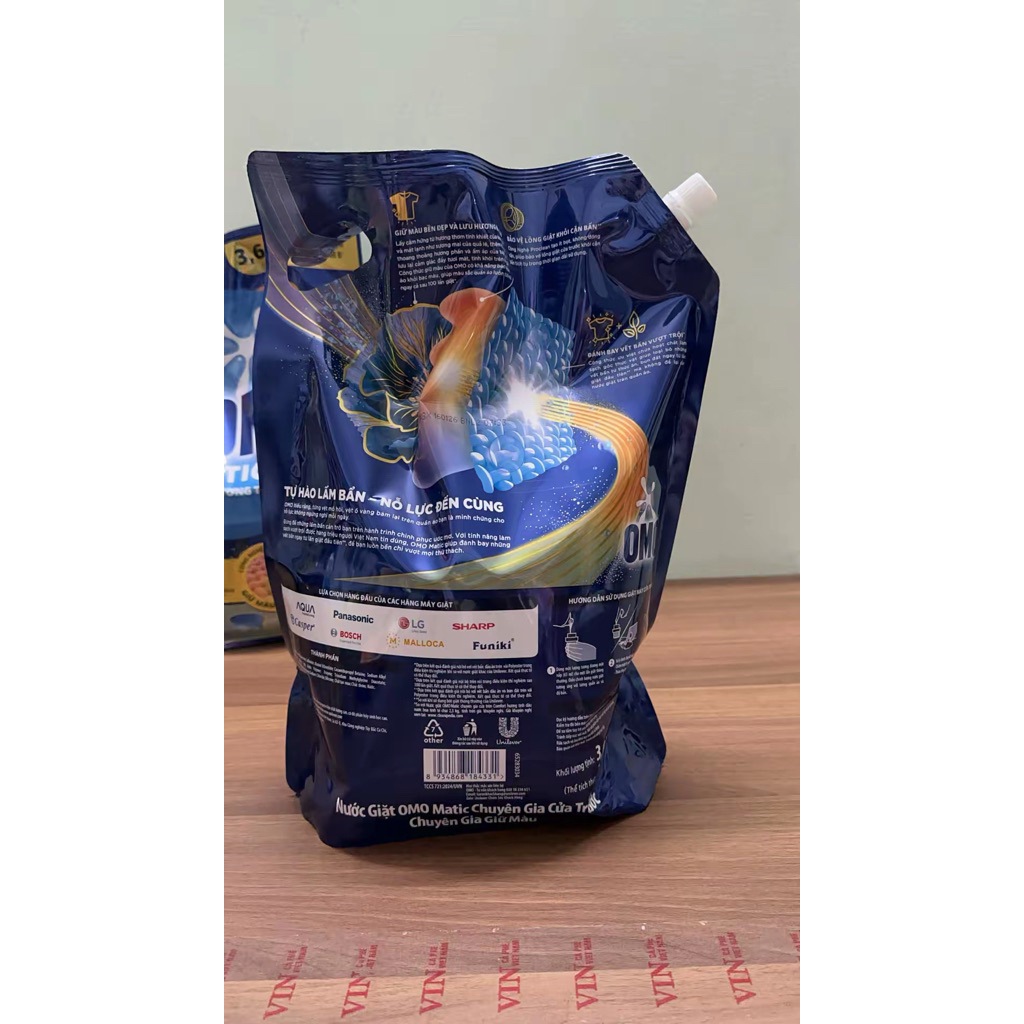 [ HOẢ TỐC ]COM BO 2 Túi  Nước giặt OMO MATIC CỬA TRƯỚC  GIỮ MÀU 3,6 /2,1 KG