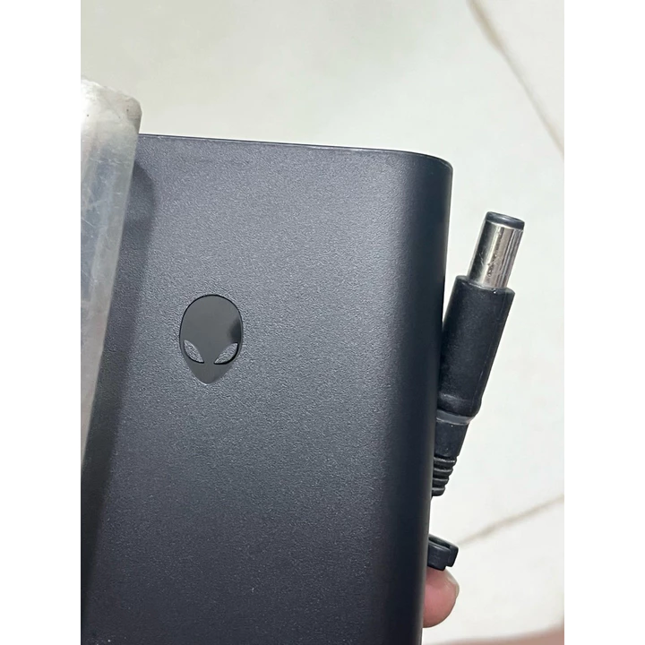 Bán sạc Laptop DELL - Alienware 240W ( 19.5V - 12.31A ) Hàng cũ zin theo máy chính hãng