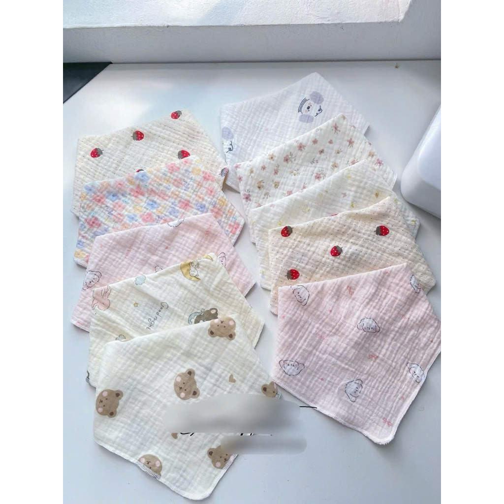 yếm tam giác kvy cao cấp cho bé 4 lớp
