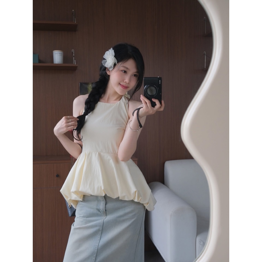 Áo yếm buộc dây sau đuôi bồng xoè dưới chất gió Nữ the.sweaterweather TSW