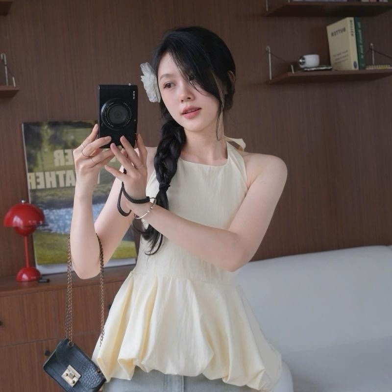 Áo yếm buộc dây sau đuôi bồng xoè dưới chất gió Nữ the.sweaterweather TSW