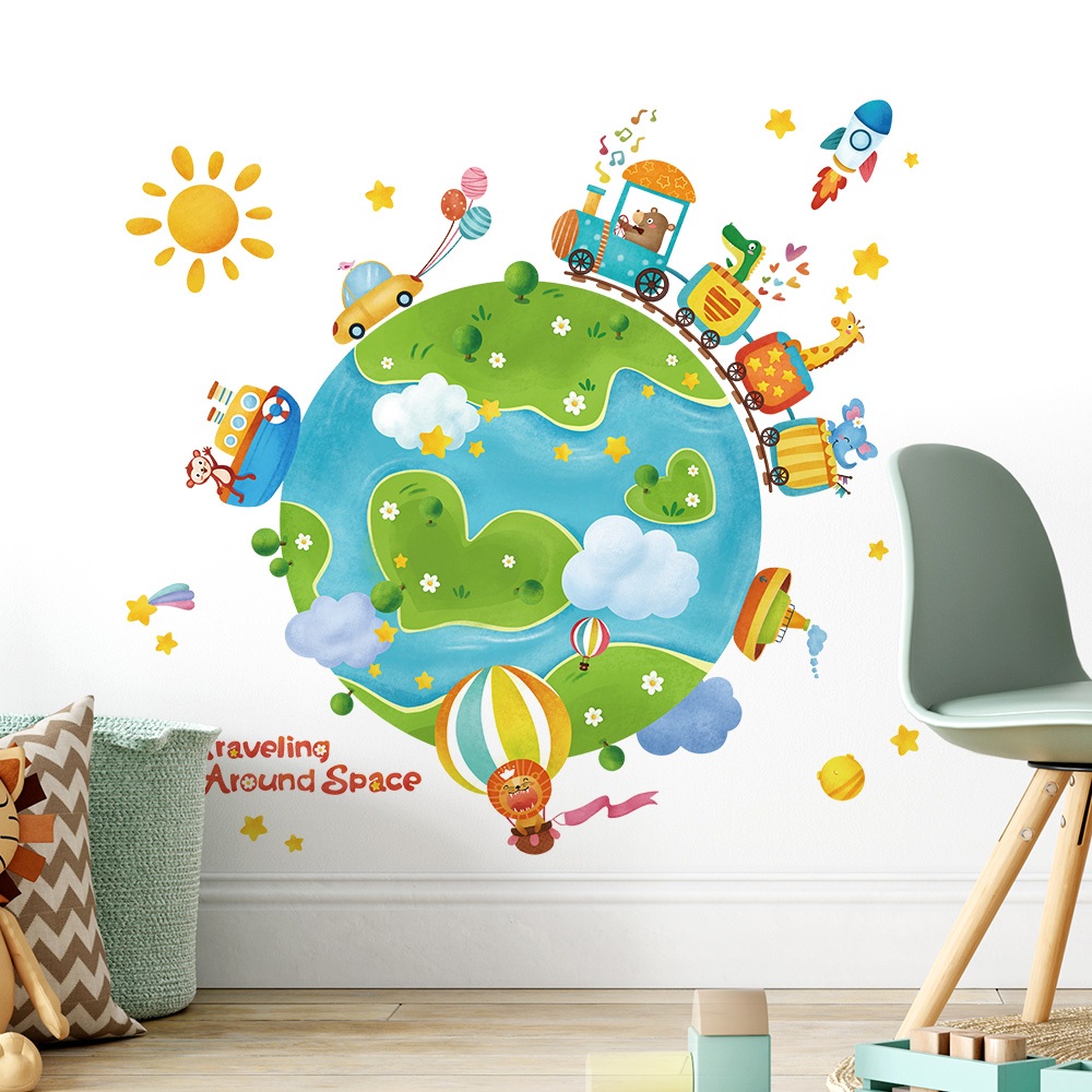 Giấy Dán Tường Du Hành Trái Đất Thế Giới Động Vật Có Keo Sẵn 105x100cm – Trang Trí Phòng Bé