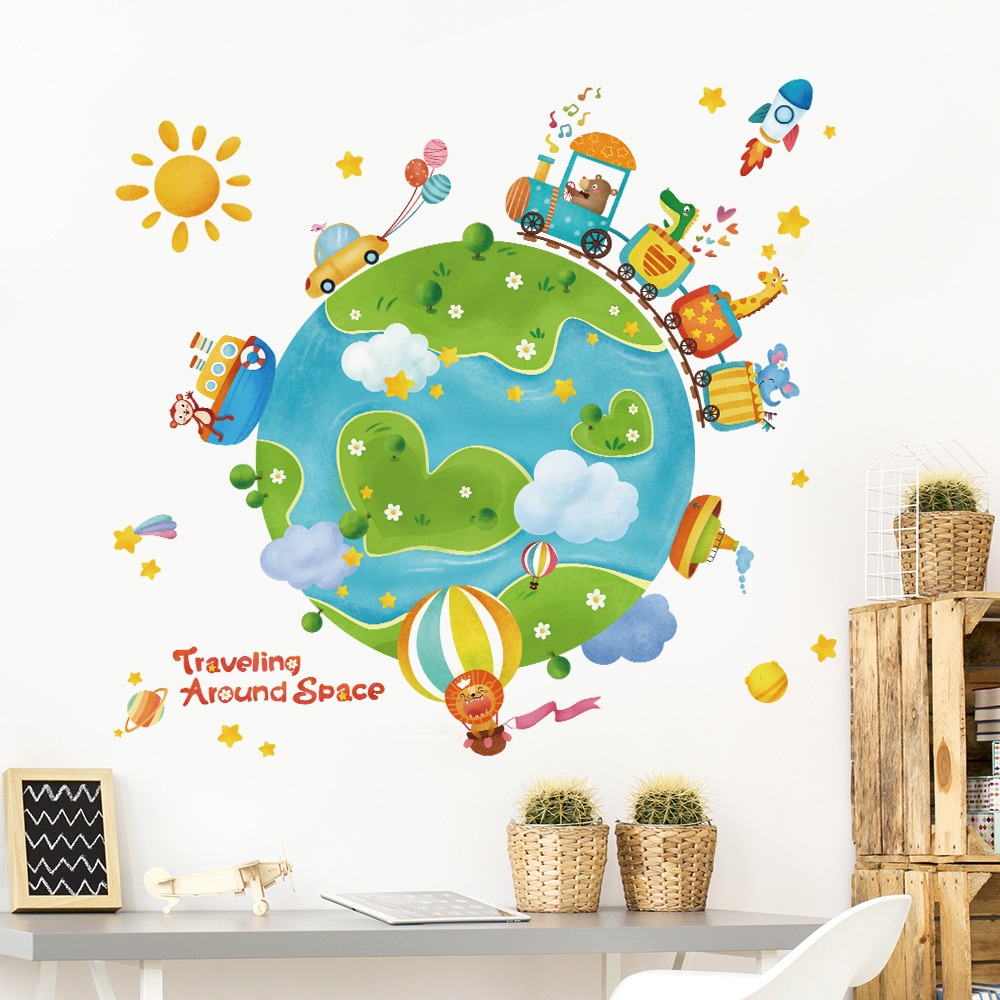 Giấy Dán Tường Du Hành Trái Đất Thế Giới Động Vật Có Keo Sẵn 105x100cm – Trang Trí Phòng Bé