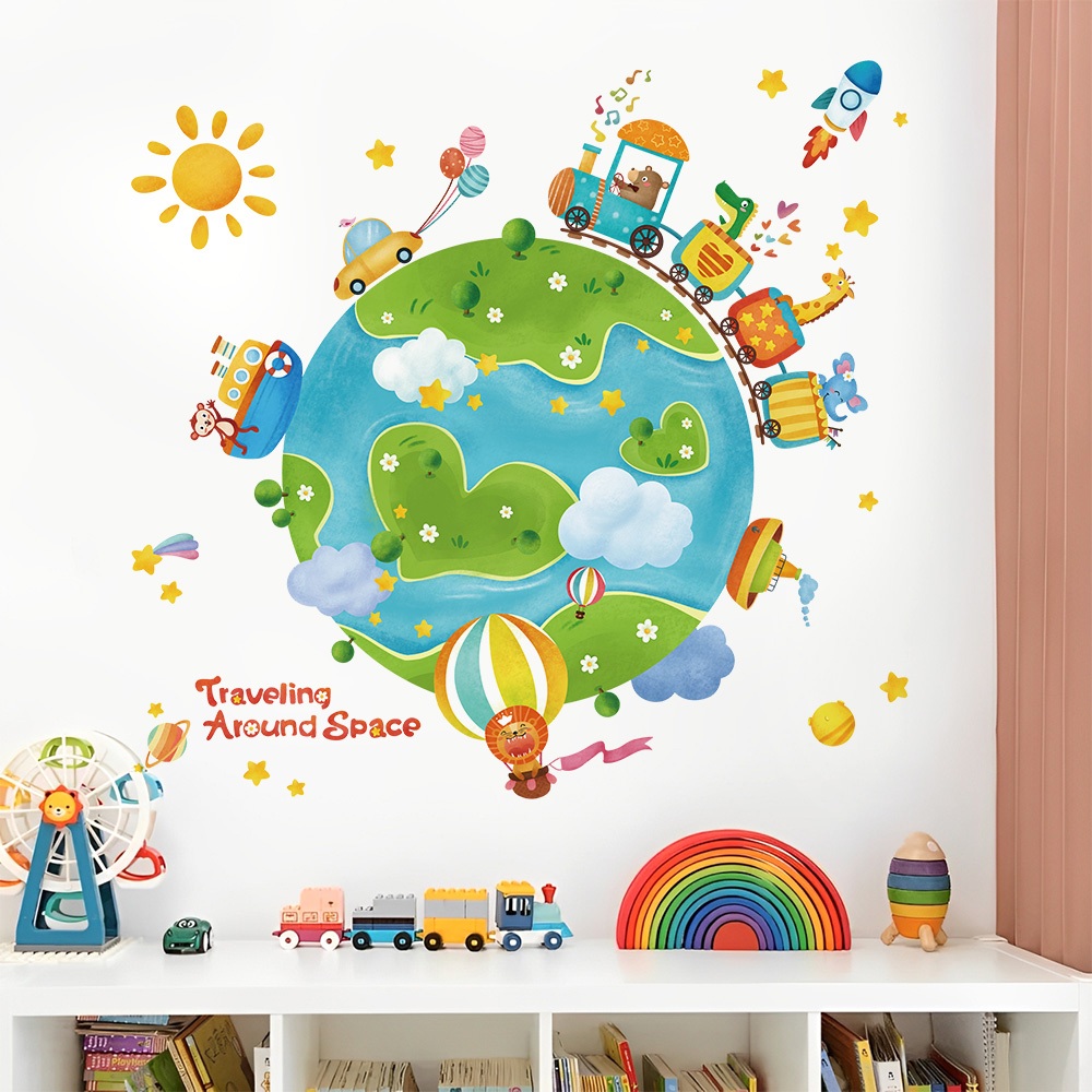 Giấy Dán Tường Du Hành Trái Đất Thế Giới Động Vật Có Keo Sẵn 105x100cm – Trang Trí Phòng Bé