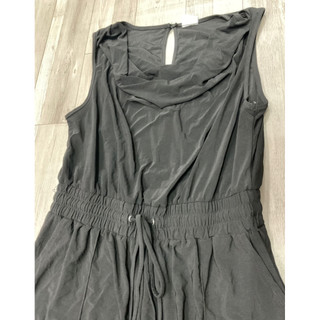 Jumpsuit thun mềm cổ đổ quần ống rộng hiệu Naif