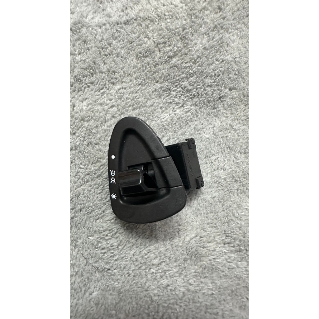 Nút công tắc mở đèn Wave S110, RSX 110, Vision 2014, SH Mode, Lead 125, Air Blade 2013-2015. hàng đẹp