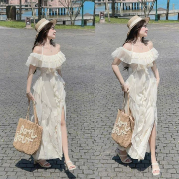 Đầm maxi màu kem dây bèo trễ vai xếp tầng xẻ tà trước kiểu Đầm maxi Đi biển chụp ảnh siêu xinh JT130