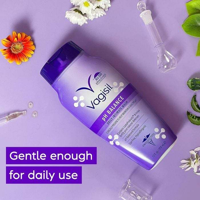 Dung Dịch Vệ Sinh Phụ Nữ Vagisil pH BALANCE, Dung Dịch Vệ Sinh Cân Bằng pH, Nuôi Dưỡng Lợi Khuẩn