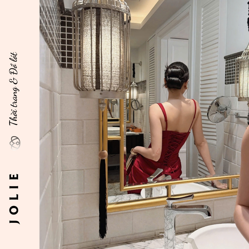 Váy Hai Dây Dáng Corset Ôm Sát Phối Chân Váy Xếp Nếp Dự Tiệc Sang Trọng