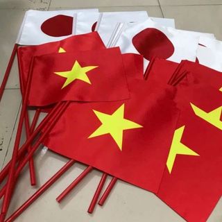 Cờ đỏ sao vàng cầm tay 2 mặt loại vải đẹp,cờ vẫy khai giảng,,cờ cổ vũ bóng đá ,cờ tổ quốc cầm tay chào mừng 2/9