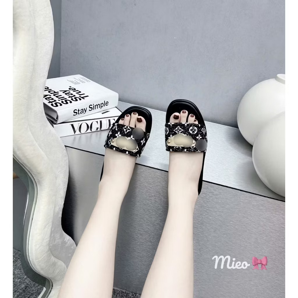 Lê hoạ tiết Qccc