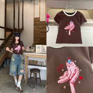 Áo phông cotton cổ tròn cộc tay hình mèo hồng form babytee