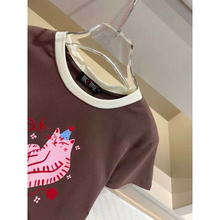 Áo phông cotton cổ tròn cộc tay hình mèo hồng form babytee