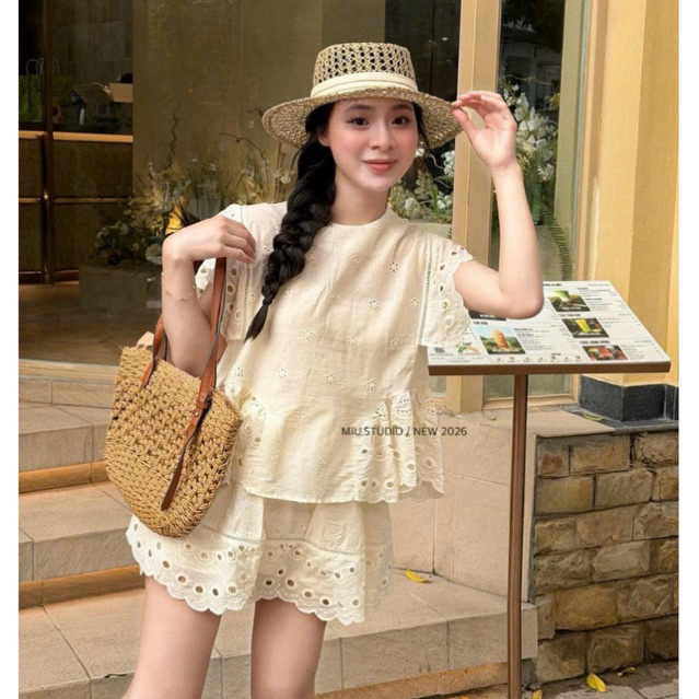 “Betti Set” Set váy thô ren đục lỗ cao cấp - Áo peplum sát nách phối bèo nhún kèm chân váy xoè style vintage sang chảnh