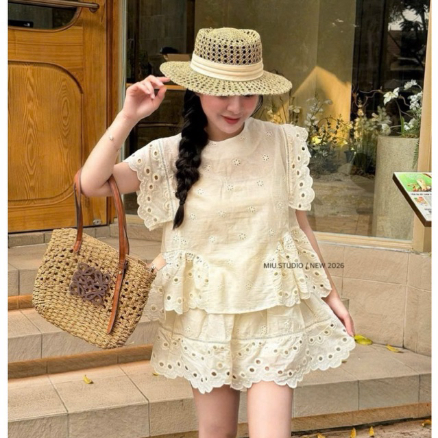 “Betti Set” Set váy thô ren đục lỗ cao cấp - Áo peplum sát nách phối bèo nhún kèm chân váy xoè style vintage sang chảnh