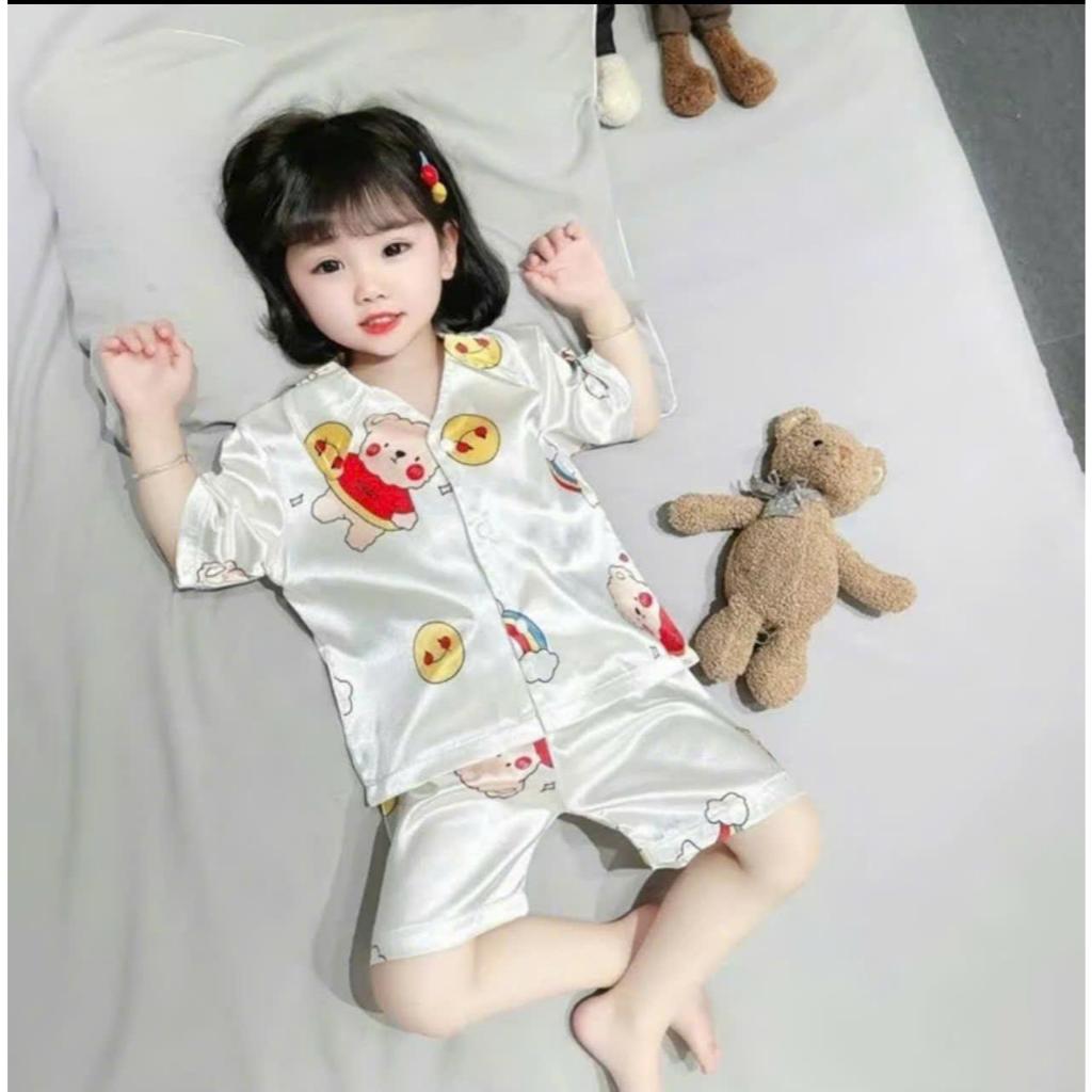 Bộ Ngủ Pijama Quần Đùi Áo Cộc Tay Cho Bé Gái 9-35kg Chất Vải Lụa Mềm Mịn Thoáng Mát