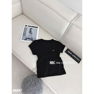 Áo thun xước cổ tim viền co giãn