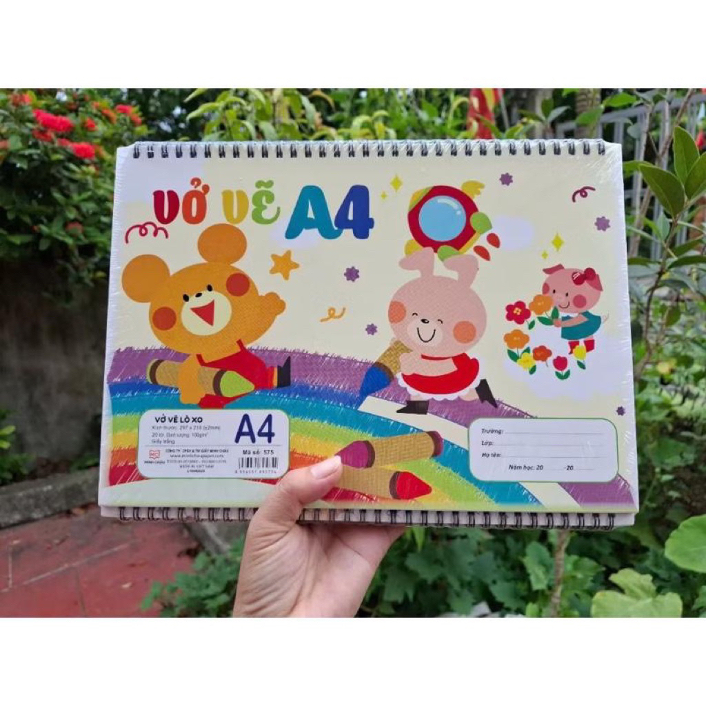 Vở vẽ Total A4 - 20  tờ lò xo, giấy chống loá màu tự nhiên bám màu tốt