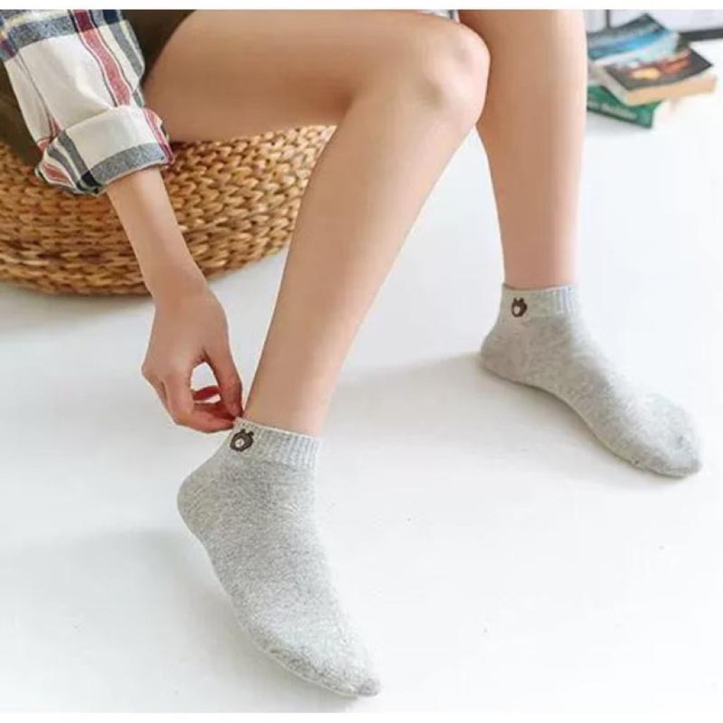 Sét 10 đôi tất gấu brown cổ ngắn túi rút dày và mềm mại tất  có  gắn  con  gấu