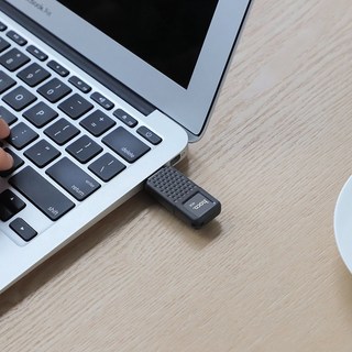 USB 2.0 Hoco UD6 Intelligent 128GB (Đen)