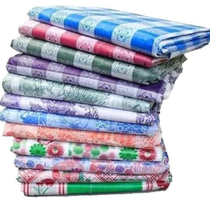 Khăn trải bàn ăn nilon dùng 1 lần - 1 túi 10 khăn