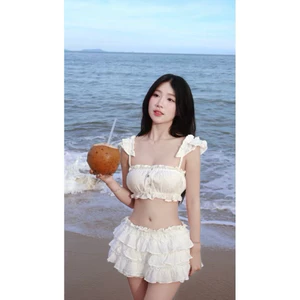 Sét Bikini ,Áo Croptop Nữ Cánh Tiên Bo Chun Phối Cúc Mix Chân Váy Tầng Thời Trang Đi Biển Siu Xinh