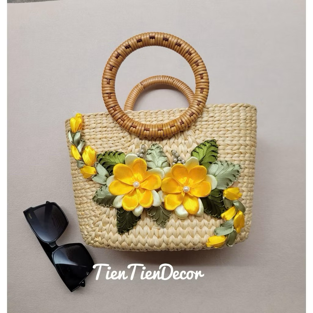 Kho Sỉ túi cói, túi lục bình thêu hoa ruy băng size 30 cm có lót vải và khóa kéo