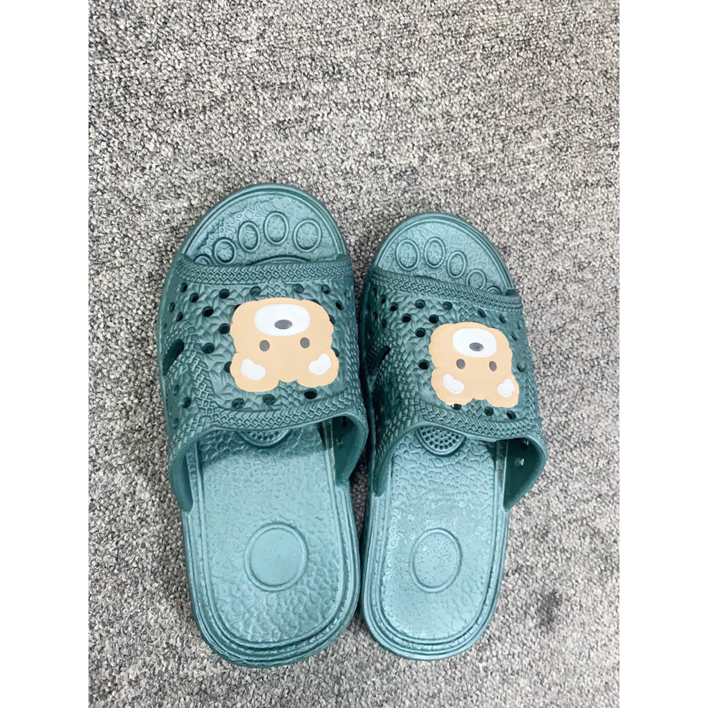 Dép bé tổ ong siêu cưng ,sticker ngẫu nhiên