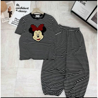 Set bộ kẻ sọc cọc tay + quần bo chun thêu xù mickey đeo nơ đỏ