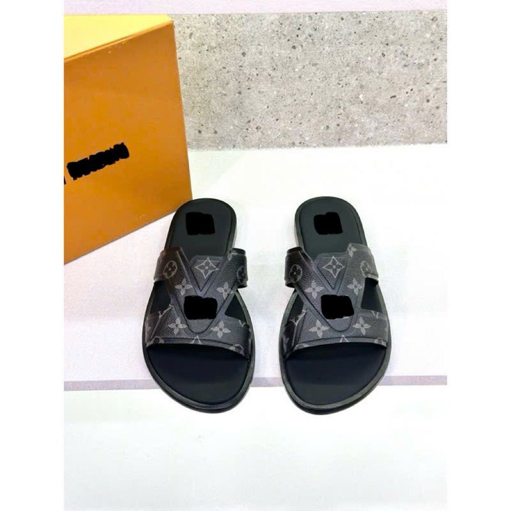 ⚡️[Hight Quality] Dép Lê Quai Ngang \/  Nam Nữ Mu1 Full Box - Điểm Nhấn Chữ Phối Quai Cách Điệu Cao Cấp Loại 1
