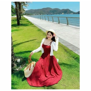 Đầm Maxi Tơ Nến Đỏ Dáng Xòe 2 Dây – Váy Dài Bay Nhẹ Đi Biển Siêu Xinh