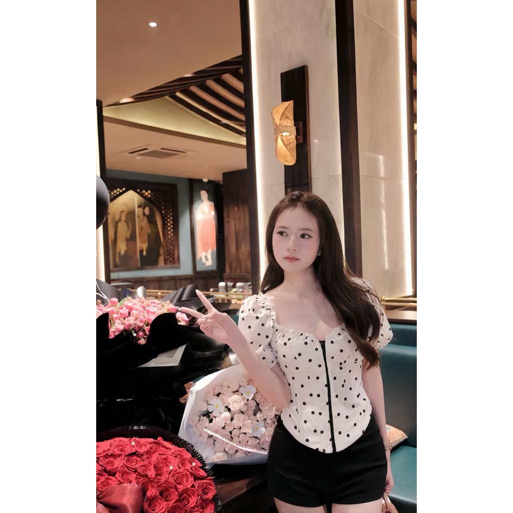 [Hàng loại 1] Áo kiểu Corset cup ngực chấm bi A24 tay phồng cổ vuông ôm eo tiểu thư vitage quyến rũ | BigBuy360 - bigbuy360.vn