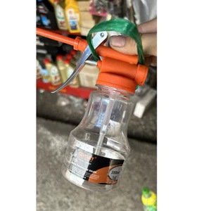 Bình châm nhớt xe máy 250ml – 350ml | Bình bóp dầu, bình xịt dầu đa năng , thông dụng