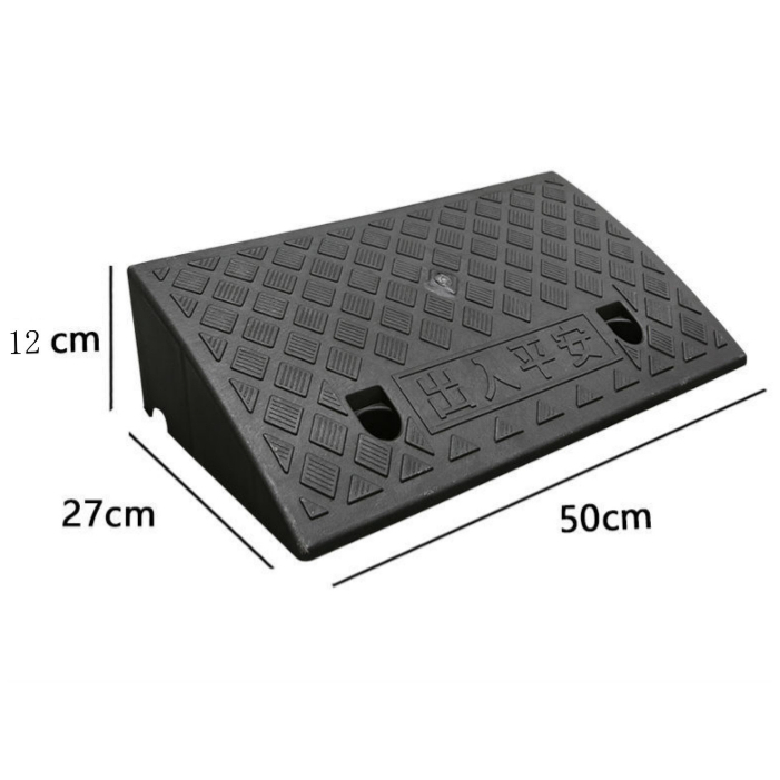 Bục cao 12cm, KT 50x27x12cm Dốc bục lên xuống, bậc cầu dắt xe ô tô, xe máy, bục lên xuống xe, có lỗ chờ bắt ốc cố định
