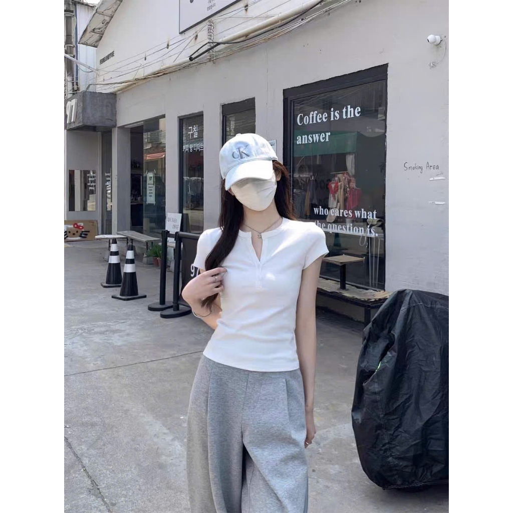 [CÓ SIZE] Áo Thun Nữ Cổ Tròn Tay Ngắn Basic Phối Nút Cài RANSHI Ôm Body Chất Thun Cotton Mềm Mịn - RA360
