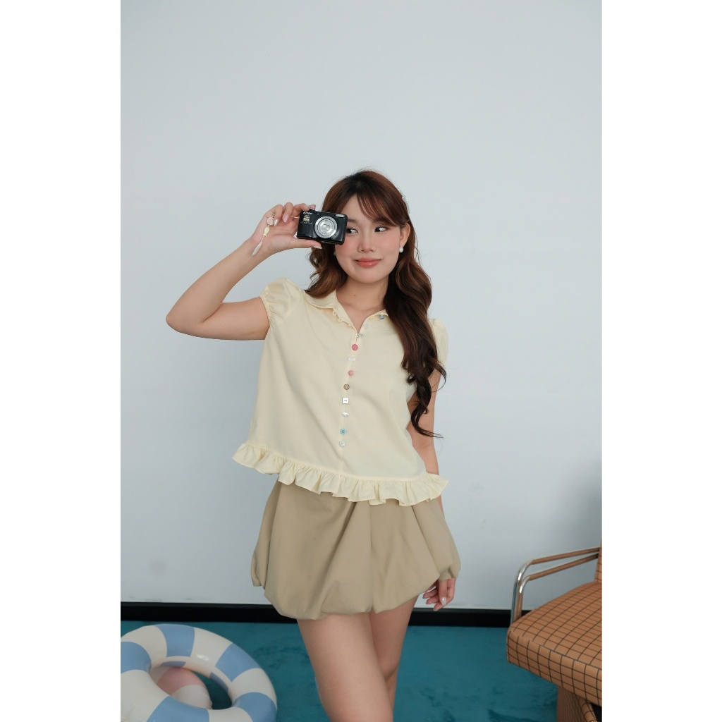 Áo Nữ LAHUS TOP Cổ Sen  Phối Nút Cầu Vồng Đáng Yêu SECODEE