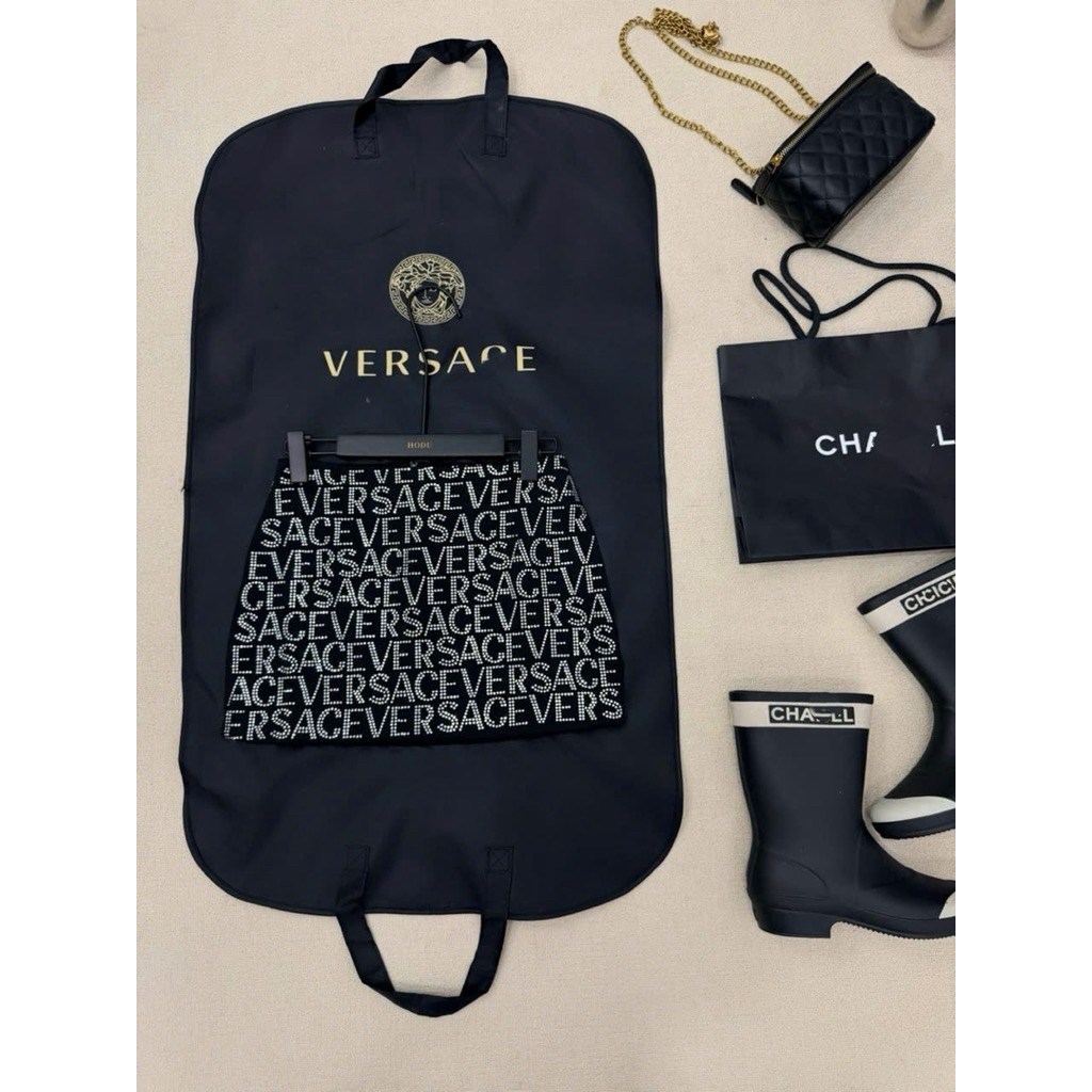 Váy đính đá full Versace