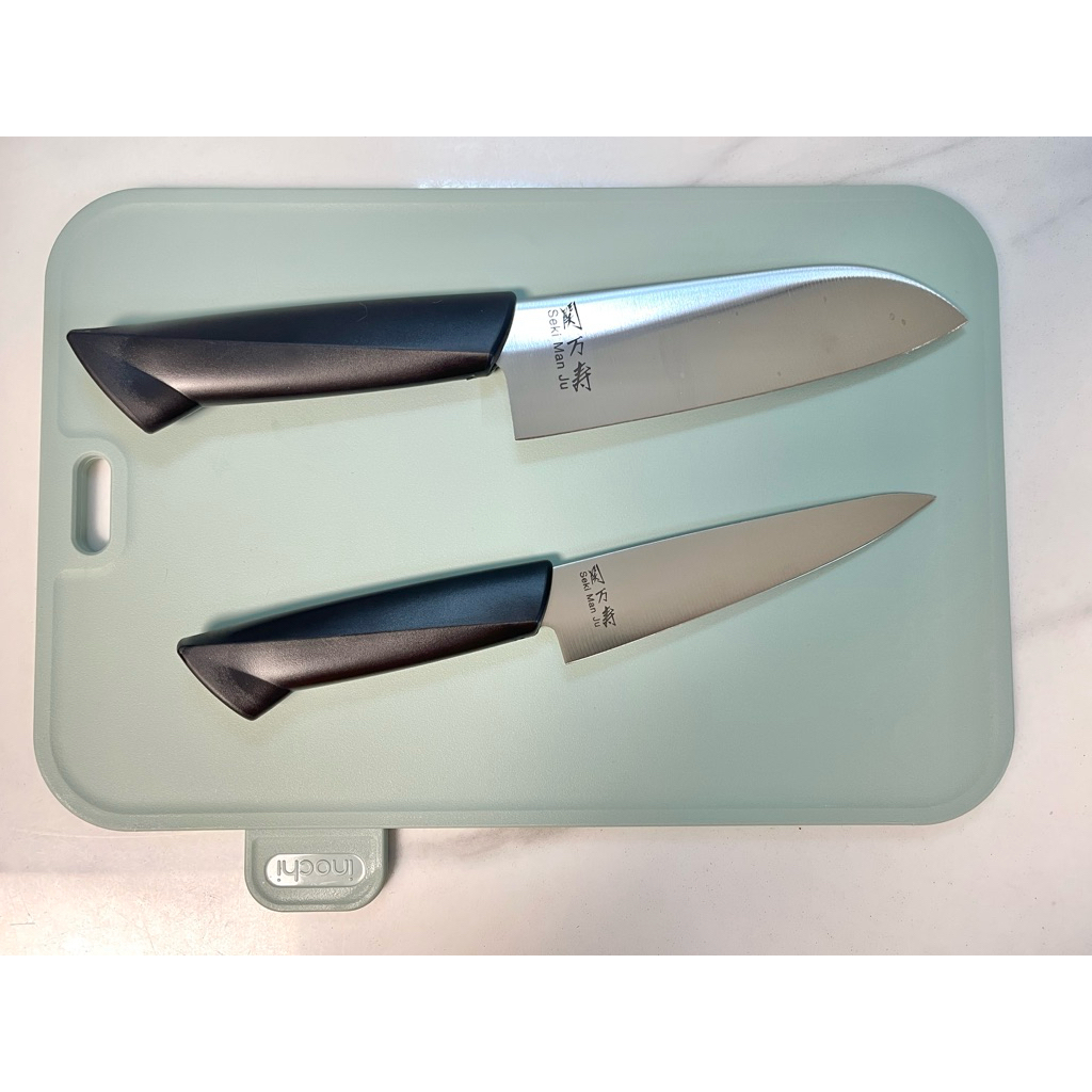 Dao bếp Nhật Bản KAI Seki Man Ju Small Santoku - Dao thái thịt, rau củ đa năng siêu bén bằng thép không gỉ