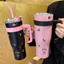 Bình Giữ Nhiệt Black Pink 1200ml, TIDY SHOP, Ly Inox Có Ống Hút Và Tay Cầm, Cốc Giữ Nóng Lạnh Cao Cấp