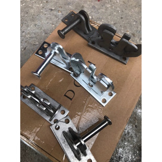Chốt cửa tự động inox và sắt mạ, chốt cửa thông minh tự cài