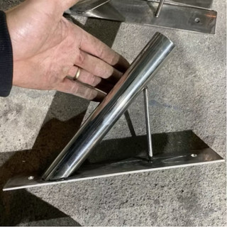 Giá cắm cột cờ inox và sắt kèm vít nở…