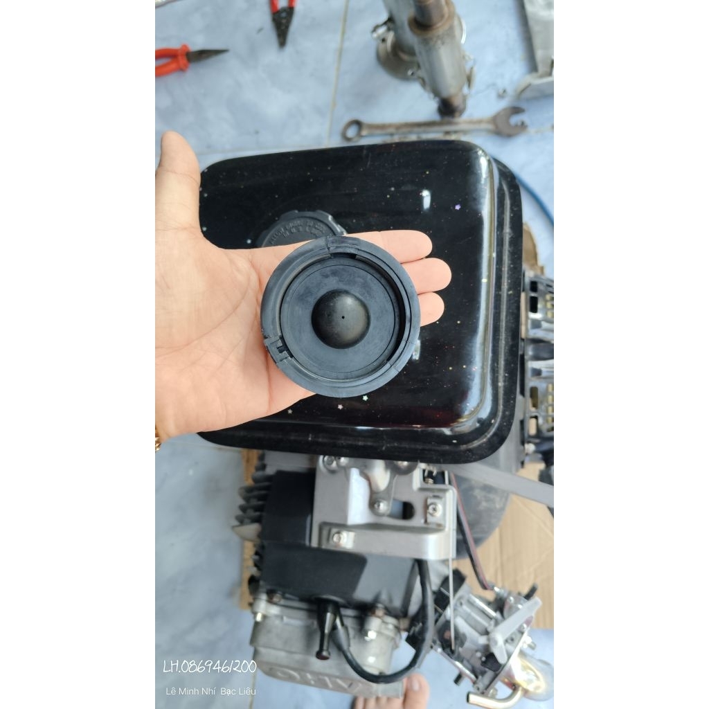 nắp bình xăng keo tốt.