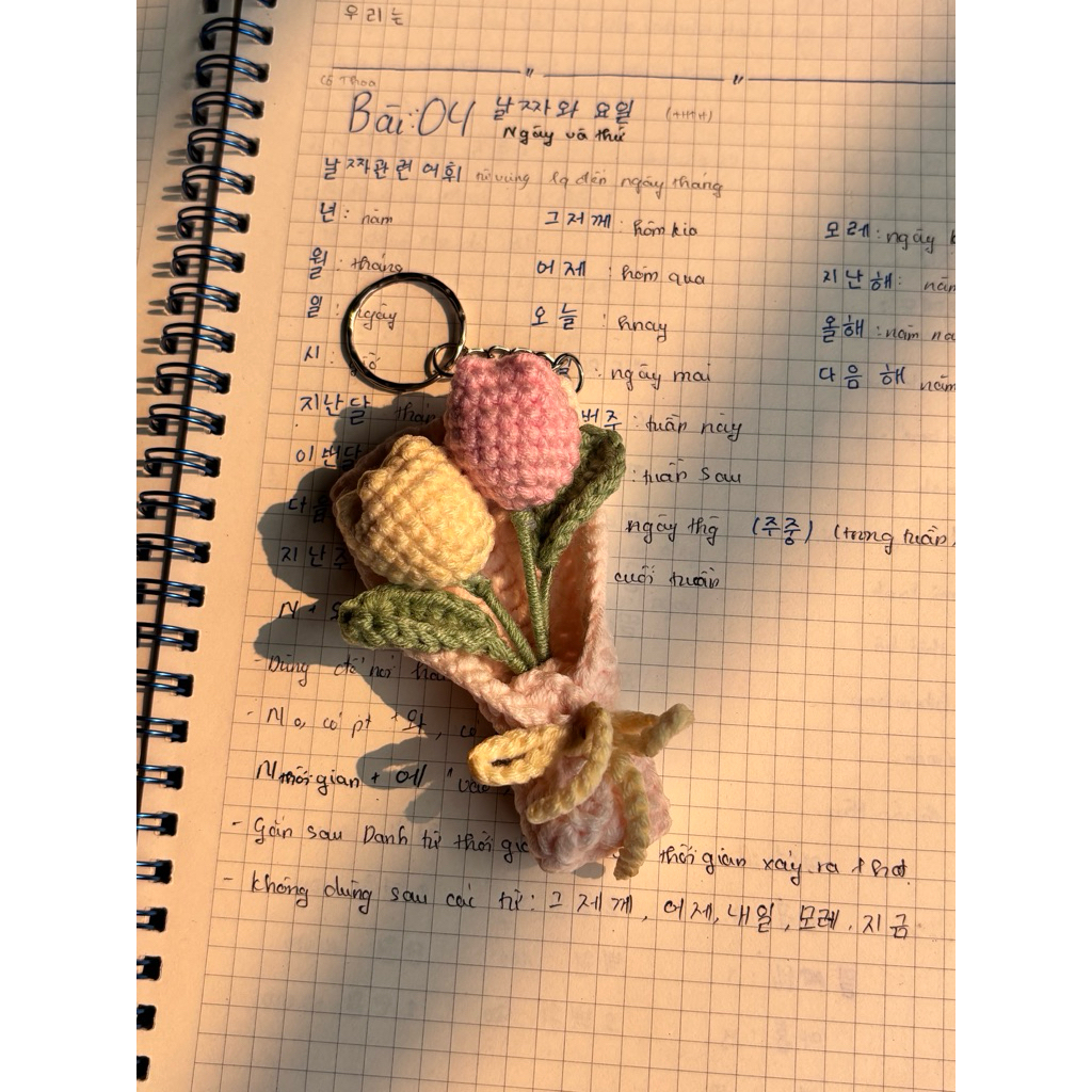 Móc Khoá Len Hình Tulip  Mini Siêu Dễ Thương, Móc Khoá TULIP Len Handmade Làm Quà Tặng | tlac.DIY